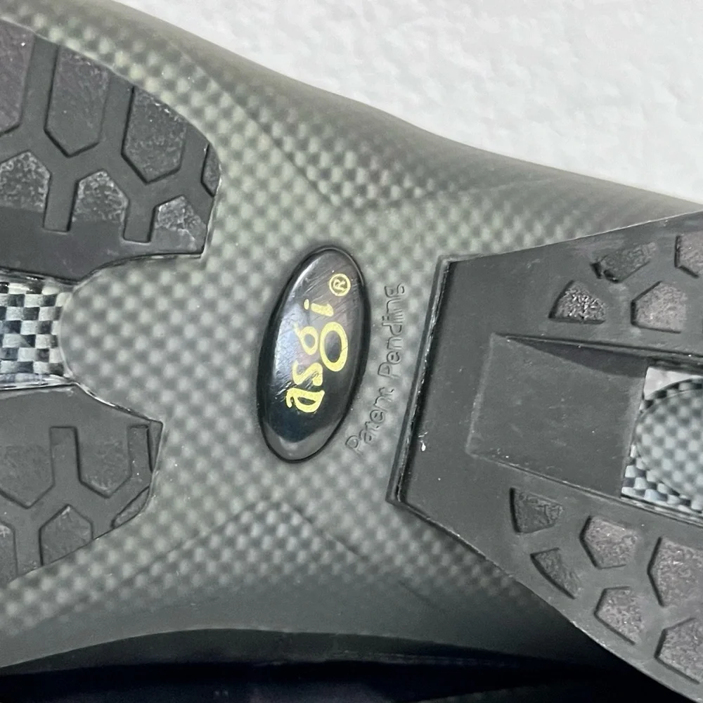 ASGI black leather